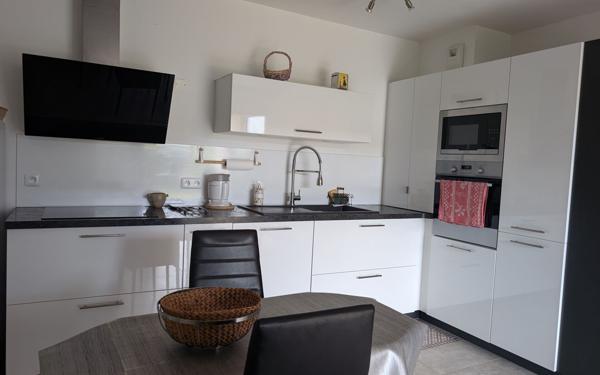 Appartement à vendre    3 pièces • 65,28 m2 Royan