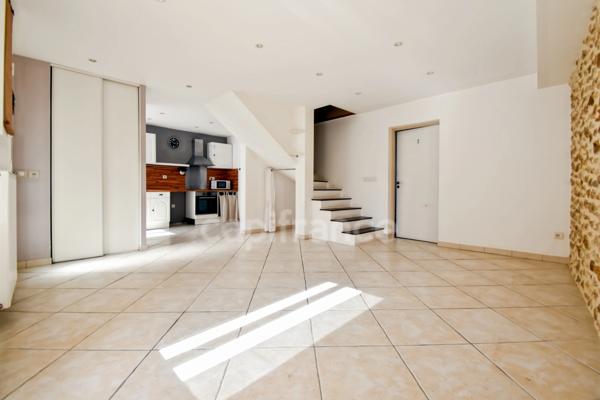 Maison de charme au cœur de Dourdan (91) – Tout à pied