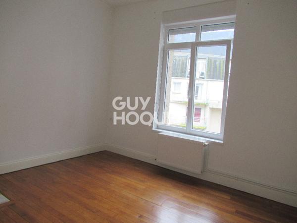 Appartement d'environ 67 m² à louer à PERONNE (80200).