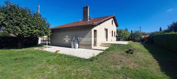 Vente                                                      Maison
                        
                     5 pièces                      100 m2                     à Aussillon