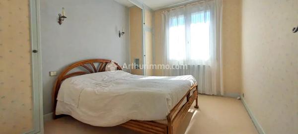 Vente                                                      Maison
                        
                     5 pièces                      100 m2                     à Aussillon