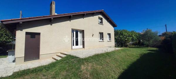 Vente                                                      Maison
                        
                     5 pièces                      100 m2                     à Aussillon