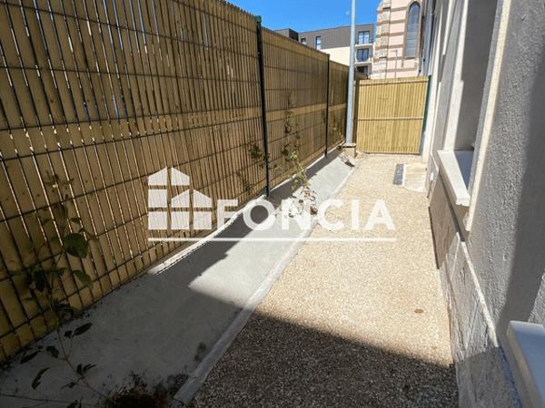 Location Studio 25.55 m² - 13 RUE DU BOURGNEUF Chartres 28000