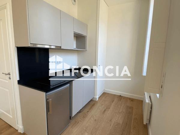 Location Studio 25.55 m² - 13 RUE DU BOURGNEUF Chartres 28000