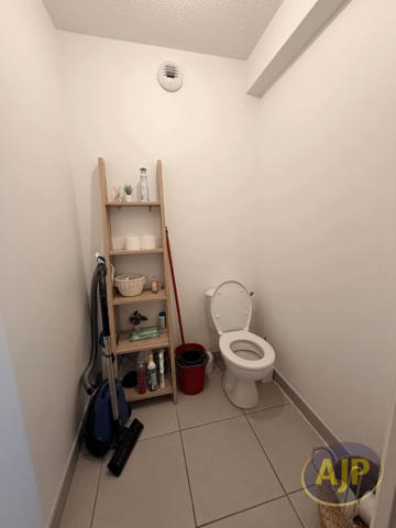 Appartement à vendre Saint Medard En Jalles - 3 pièces, 63m² avec 2 chambre(s) à 239 000€ - AJP Immobilier Martignas-sur-Jalle