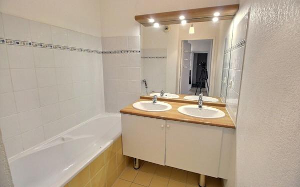 Appartement à vendre    4 pièces •  Marseille 10