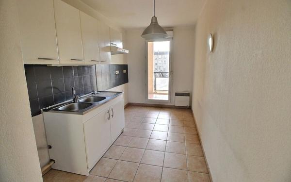 Appartement à vendre    4 pièces •  Marseille 10