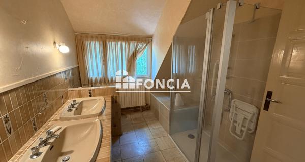 À vendre Maison 4 pièces 176 m² - Beauvais 60000