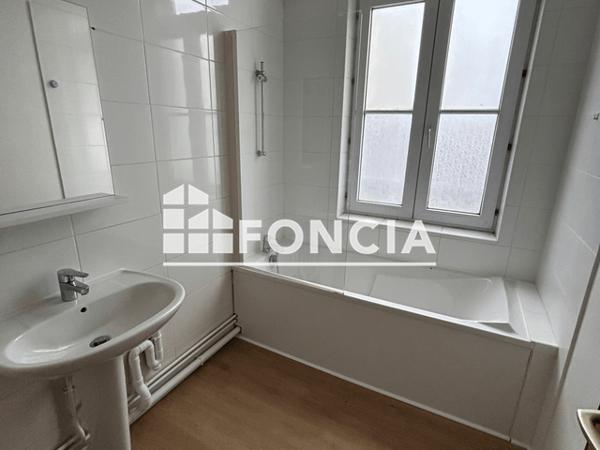 Location Studio 35.2 m² - RESIDENCE LE CLOS DE L'EGLISE Saint Erme 02820