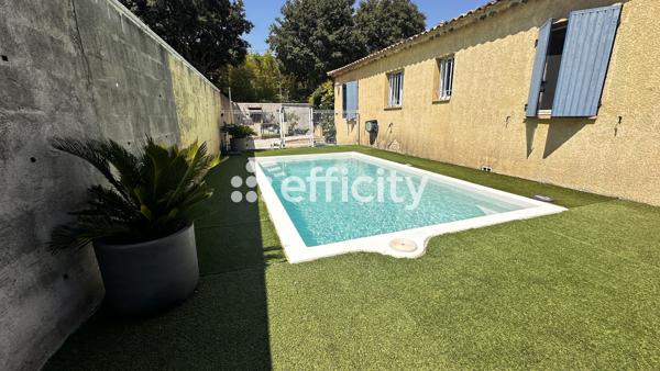 Maison
         4 pièces
        - 100 m² 310 000 € *