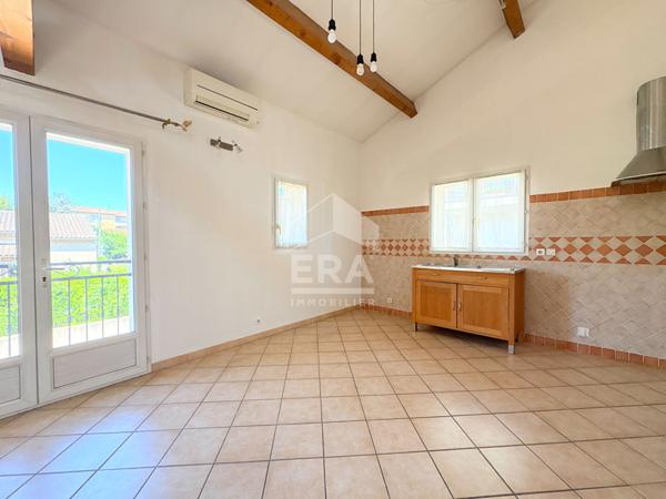 A VENDRE 84120 PERTUIS MAISON DE VILLE TYPE 5 PIECES DE 95M² AVEC EXTERIEUR ET GARAGE DE 82M²