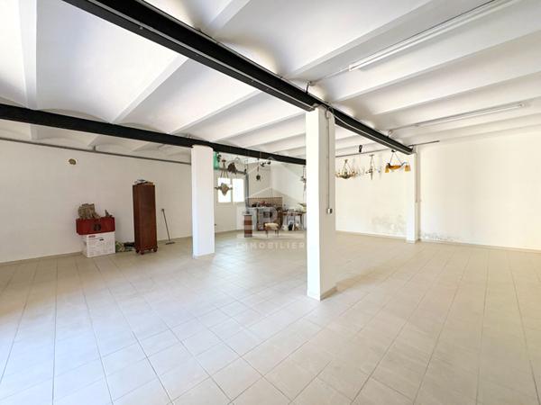 A VENDRE 84120 PERTUIS MAISON DE VILLE TYPE 5 PIECES DE 95M² AVEC EXTERIEUR ET GARAGE DE 82M²