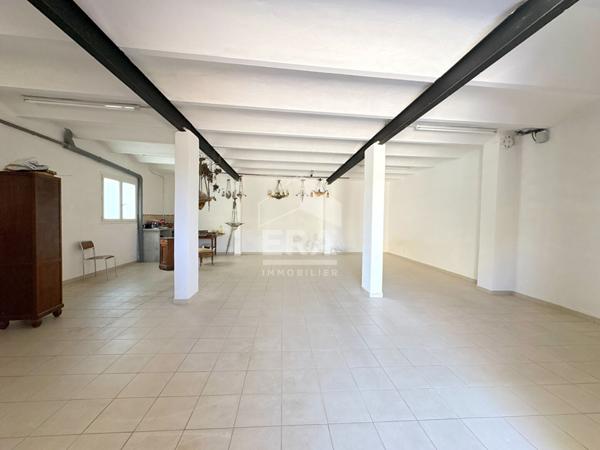 A VENDRE 84120 PERTUIS MAISON DE VILLE TYPE 5 PIECES DE 95M² AVEC EXTERIEUR ET GARAGE DE 82M²