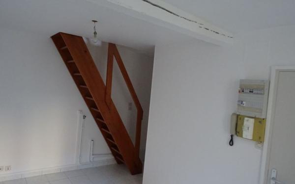 Appartement à louer    2 pièces • 18,29 m2 Nogent-le-Rotrou