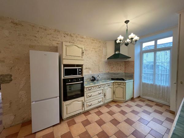 Immeuble de 4 logements à 5 min fontenay le comte