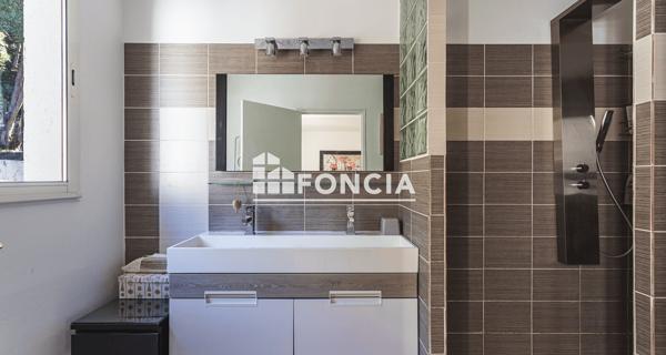À vendre Maison 7 pièces 142.36 m² - Bormes-les-mimosas 83230
