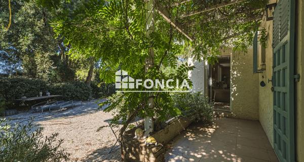 À vendre Maison 7 pièces 142.36 m² - Bormes-les-mimosas 83230