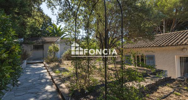 À vendre Maison 7 pièces 142.36 m² - Bormes-les-mimosas 83230