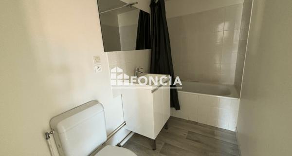 Location Studio 22 m² - Clermont-ferrand 63000