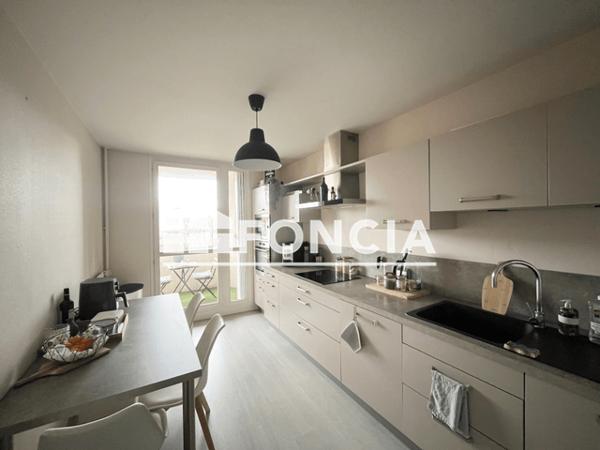 Location Appartement 2 pièces 56.35 m² - 11/13 ALLEE VINCENT BENONY Bourg En Bresse 01000
