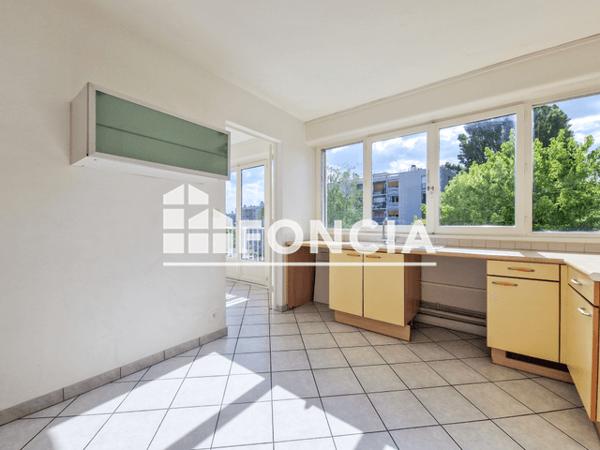 Location Appartement 4 pièces 76.74 m² - LE SAINT OLIVE Voiron 38500