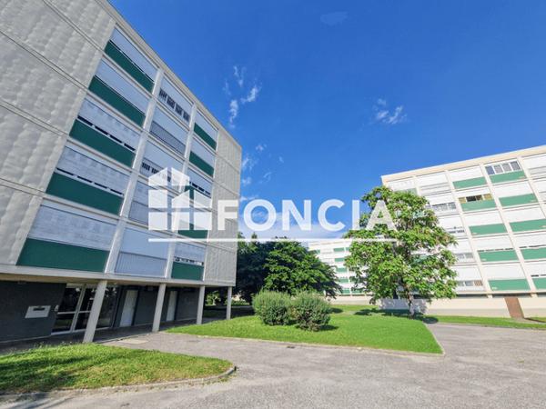 Location Appartement 4 pièces 76.74 m² - LE SAINT OLIVE Voiron 38500