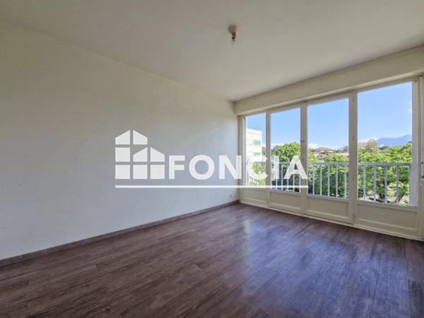 Location Appartement 4 pièces 76.74 m² - LE SAINT OLIVE Voiron 38500