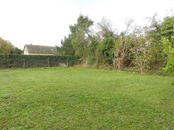 Terrain Laons 472 m2 (constructible)