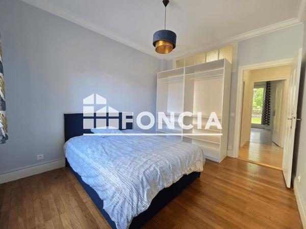Location Appartement meublé 3 pièces 80.16 m² - 4 PLACE PAUL VALLIER Grenoble 38000