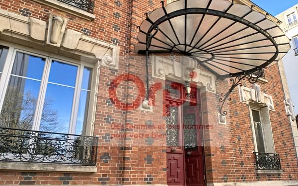 Maison à vendre    7 pièces • 289 m2 Vanves