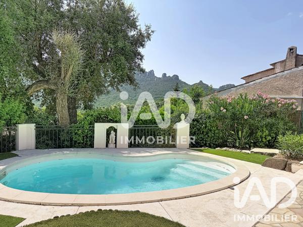 Maison à vendre 5 pièces 125 m² Fréjus