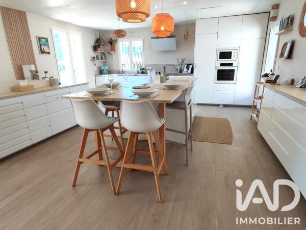 Maison à vendre 5 pièces 125 m² Fréjus