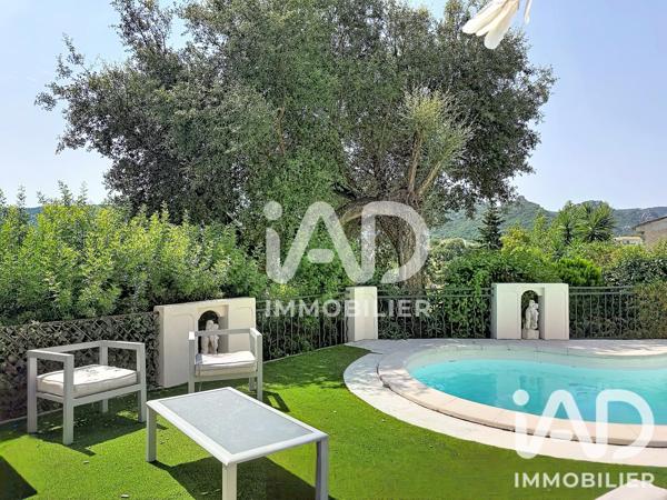 Maison à vendre 5 pièces 125 m² Fréjus