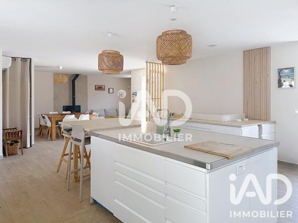 Maison à vendre 5 pièces 125 m² Fréjus