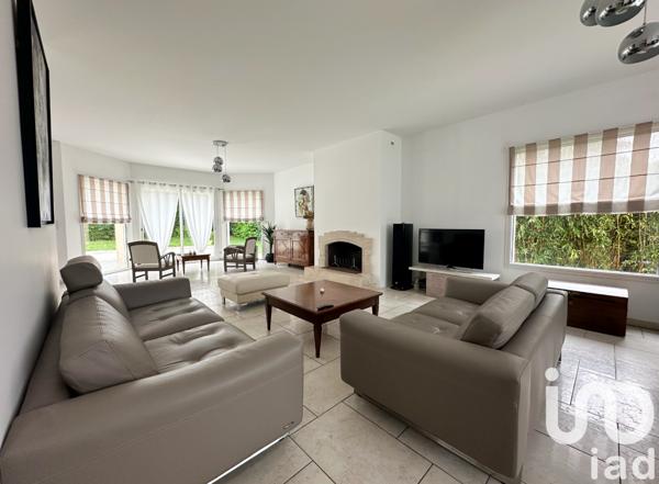 Maison à vendre 7 pièces 260 m² Longpont-sur-Orge