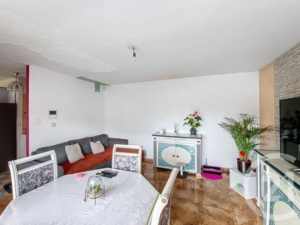 Maison à vendre  4 pièces - 72 m2 ST DENIS - 93