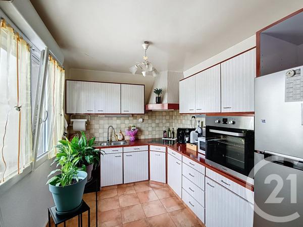 Maison à vendre  4 pièces - 72 m2 ST DENIS - 93