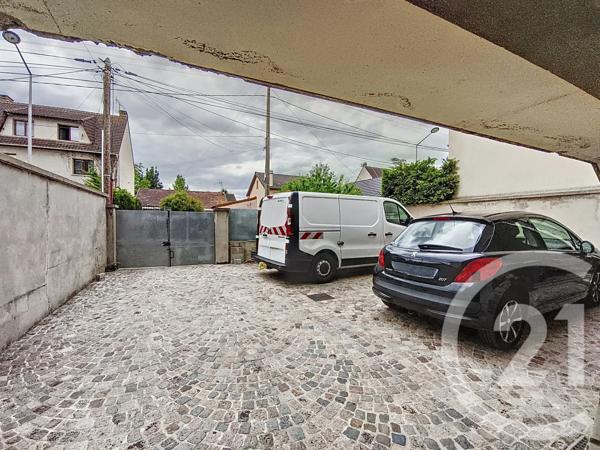 Maison à vendre  4 pièces - 72 m2 ST DENIS - 93