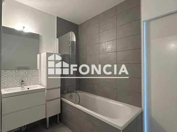 Location Appartement 3 pièces 63.2 m² - Appt D17 Lens 62300