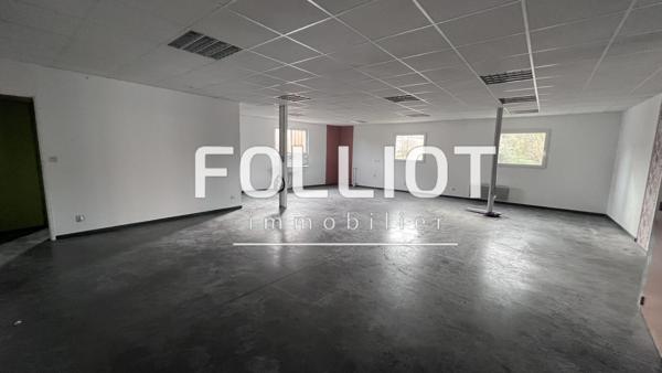 A VENDRE Entrepôt / local industriel Le Molay Littry 14330 CENTRE VILLE