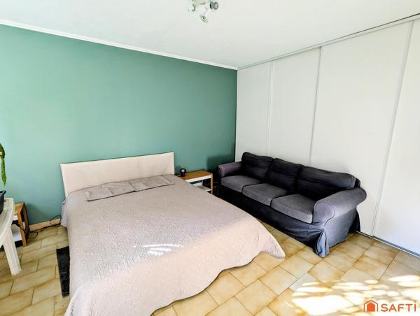 Ensemble rare de deux maisons indépendantes avec piscine