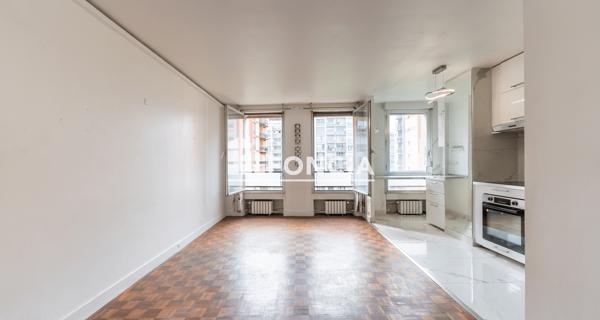 À vendre Appartement 3 pièces 74.2 m² - Paris 75019