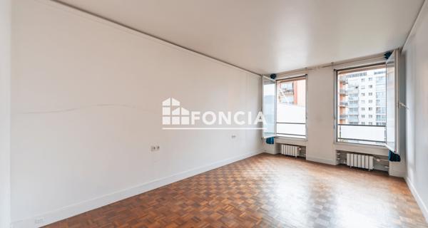 À vendre Appartement 3 pièces 74.2 m² - Paris 75019