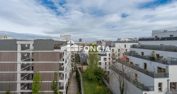 À vendre Appartement 3 pièces 74.2 m² - Paris 75019