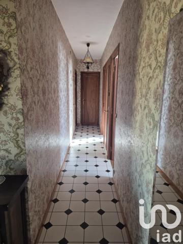 Maison traditionnelle 4 pièces de 110 m² à Civray (86400)