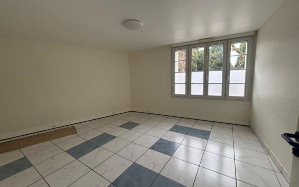 Appartement à vendre    3 pièces • 192 m2 Auxerre