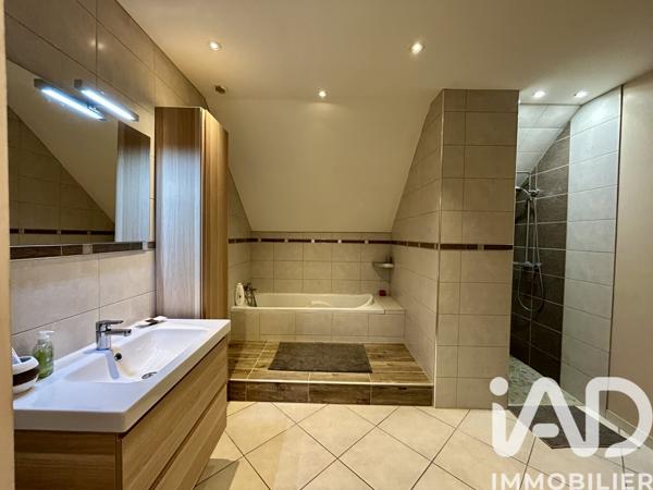 Maison à vendre 6 pièces 157 m² Ducey-Les Chéris