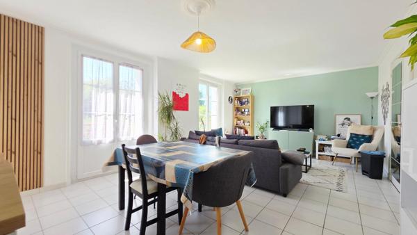 BOURGES APPARTEMENT 68M² 3 PIECES BALCON GARAGE JARDIN