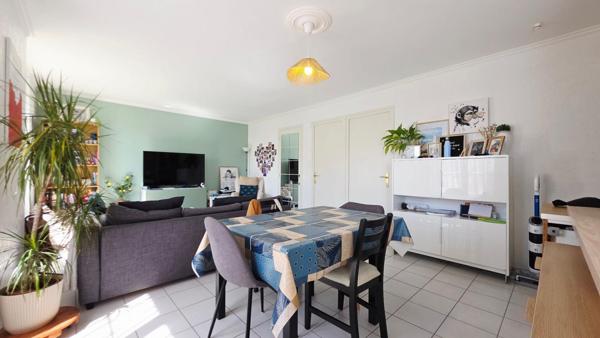 BOURGES APPARTEMENT 68M² 3 PIECES BALCON GARAGE JARDIN