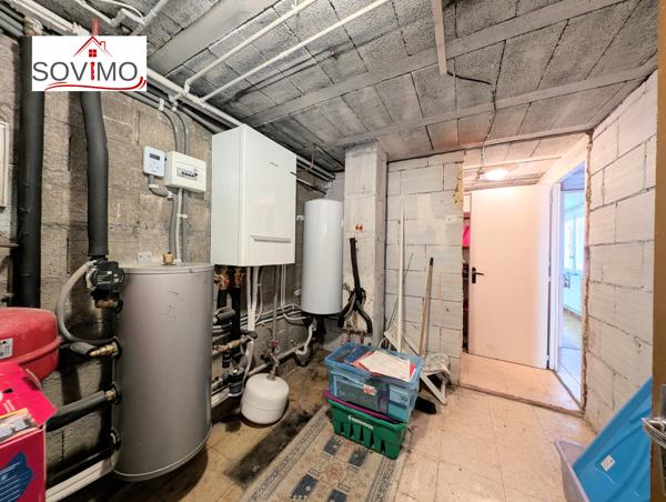 MAISON SUR SOUS-SOL SURÉLEVÉ AVEC JARDIN ARBORÉ ATTENANT ET GARAGE